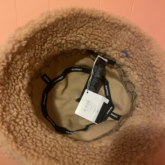 Coach Beige Shearling Bucket Hat - Picture 3 of 3